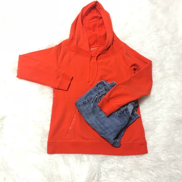 GAP Tops - GAP BODY ORANGE HOODIE/TOP